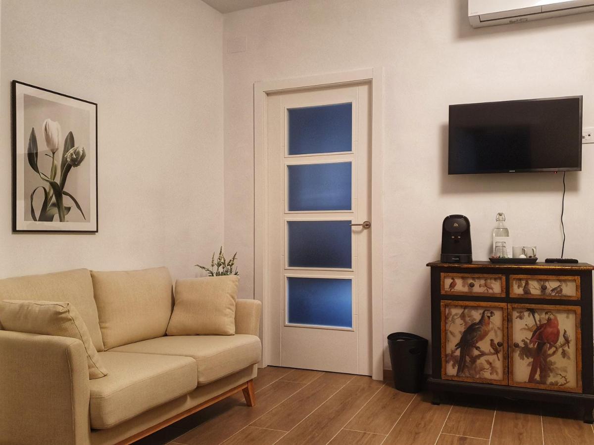 Olive Tree Bed And Breakfast Olvera Ngoại thất bức ảnh